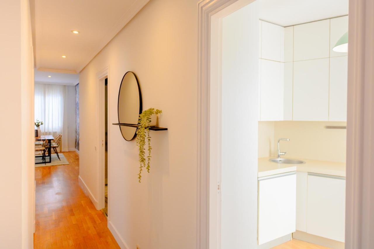 For You Rentals Coqueto Y Bonito Apartamento Temporal De Dos Dormitorios En El Retiro Axii66 Madri Exterior foto